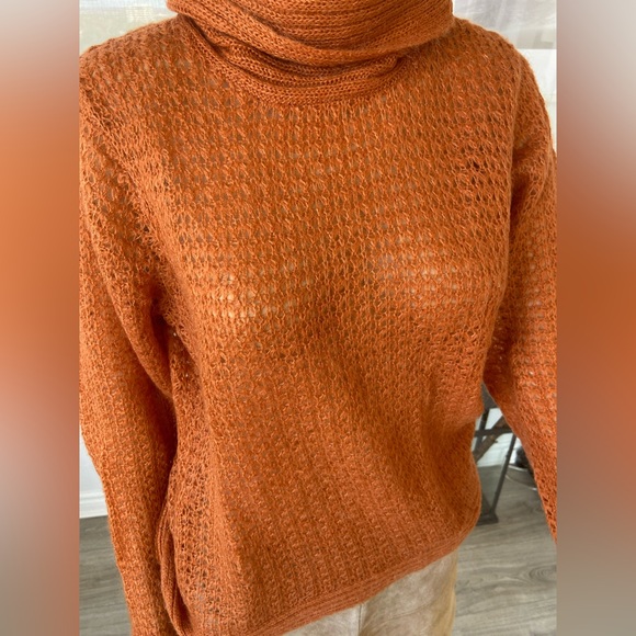 Open Weave Knit Sweater - Picture 2 of 12